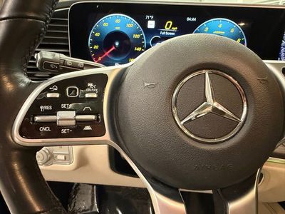 2022 Mercedes-Benz GLS — photo 18 view