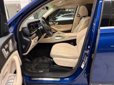 2022 Mercedes-Benz GLS — photo 16 view