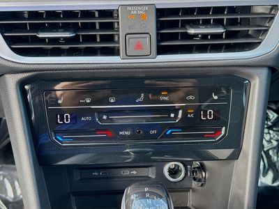 2026 Volkswagen Taos - Photo 14