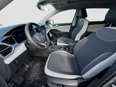 2026 Volkswagen Taos - Photo 16
