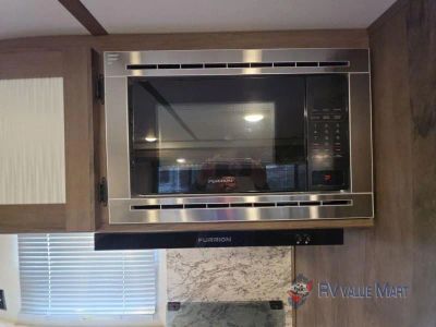2021 Prime Time RV Avenger — photo 19 view
