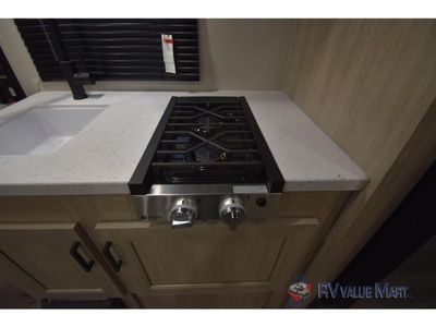 2026 Coachmen RV Catalina Summit Series 7 — photo 11 view
