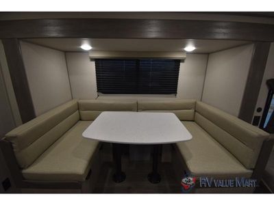 2026 Coachmen RV Catalina Summit Series 7 — photo 8 view