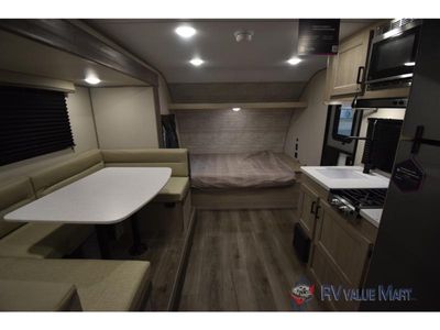 2026 Coachmen RV Catalina Summit Series 7 — photo 20 view