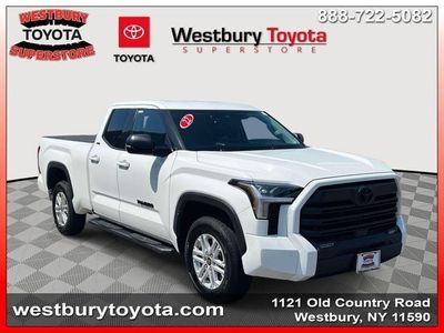 2022 Toyota Tundra - Photo 1