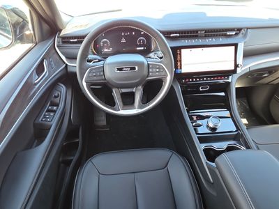 2026 Jeep Grand Cherokee L — photo 11 view