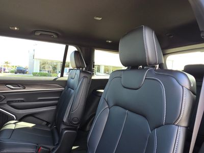 2026 Jeep Grand Cherokee L — photo 8 view