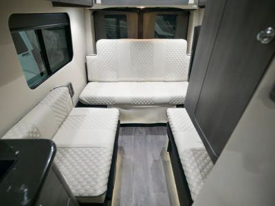 2026 Midwest Automotive Designs HERITAGE — photo 14 view