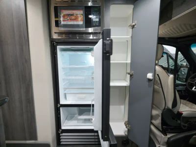 2026 Midwest Automotive Designs HERITAGE — photo 12 view