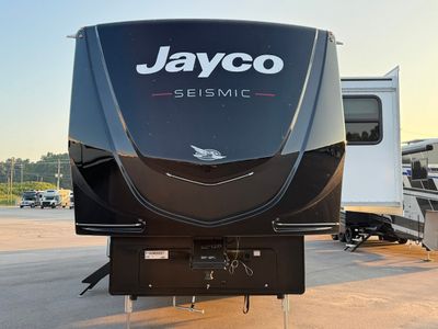 2026 Jayco Seismic — side profile view