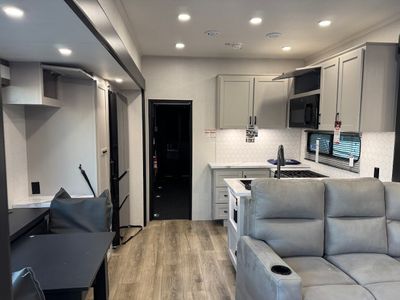 2026 Jayco Seismic — photo 8 view