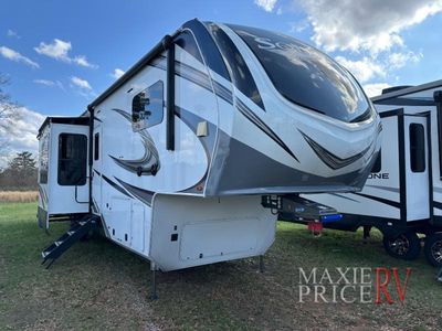 2022 Grand Design Solitude 375RES - Photo 1