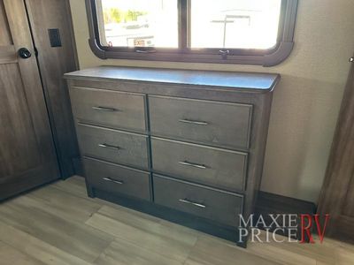 2022 Grand Design Solitude 375RES - Photo 23
