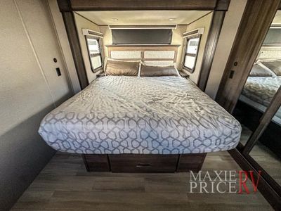 2022 Grand Design Solitude 375RES - Photo 19