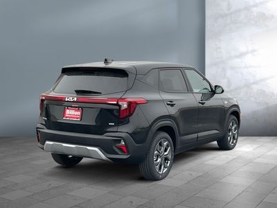 2026 Kia Seltos — engine compartment view