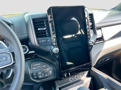 2026 Ram 1500 — photo 13 view