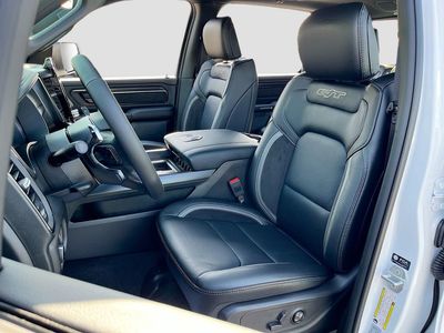 2026 Ram 1500 — photo 18 view