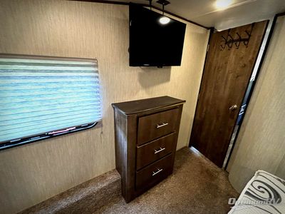 2019 Forest River Sabre - Photo 12