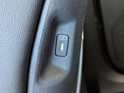 2026 Kia Sportage - Photo 18
