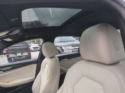 2021 BMW 5 Series — photo 20 view