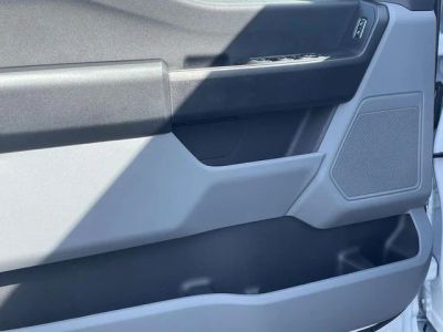 2026 Ford F-350SD - Photo 13
