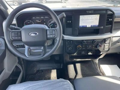 2026 Ford F-350SD - Photo 12