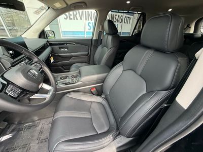 2025 Honda Pilot — photo 12 view