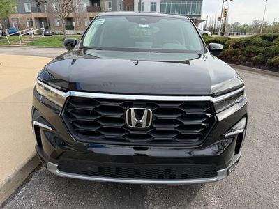 2025 Honda Pilot — side profile view