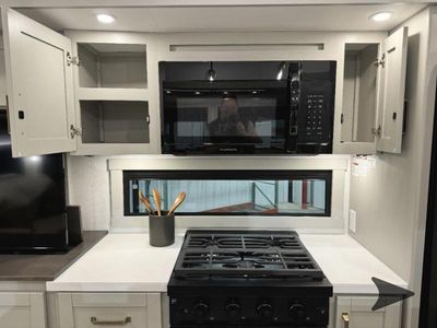2026 Brinkley Model Z — photo 33 view