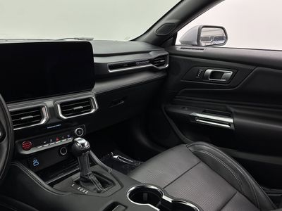 2024 Ford Mustang - Photo 21