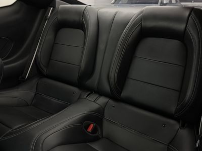 2024 Ford Mustang - Photo 16