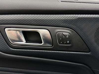 2024 Ford Mustang - Photo 12