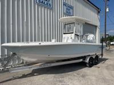 2025 Robalo 246 Cayman - Photo 2