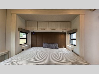 2026 Forest River RV Grand Surveyor - Photo 31