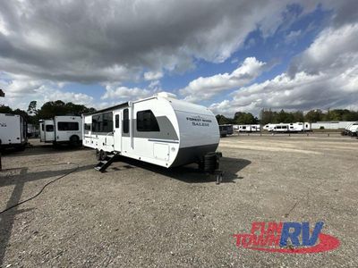 2025 Forest River RV Salem — front three-quarter view