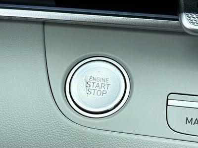 2026 Hyundai ELANTRA HYBRID — photo 34 view