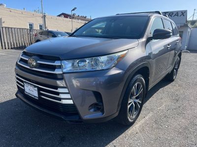 2019 Toyota Highlander - Photo 2