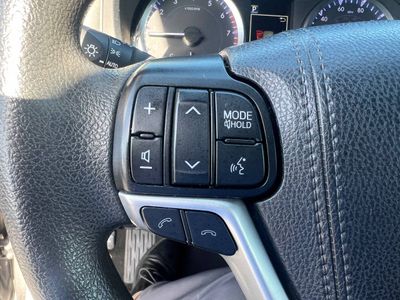 2019 Toyota Highlander - Photo 17