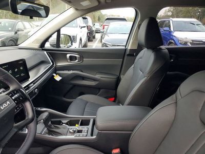 2026 Kia Sorento - Photo 8