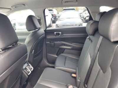 2026 Kia Sorento - Photo 25