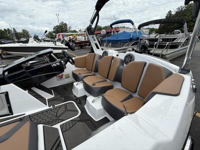 2024 Scarab 165 ID - Photo 5