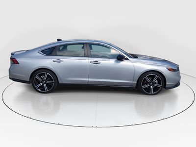 2024 Honda Accord Hybrid - Photo 8