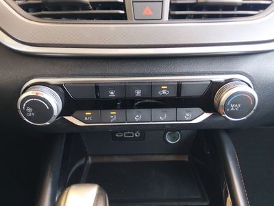 2023 Nissan Altima — photo 19 view