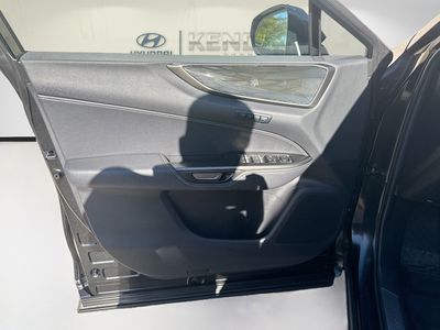2022 Lexus NX — photo 17 view