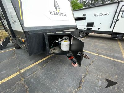 2022 Ember RV Overland Series — photo 11 view