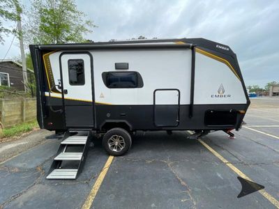 2022 Ember RV Overland Series — photo 8 view