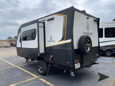 2022 Ember RV Overland Series — detail view