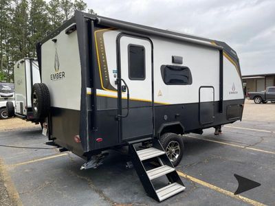 2022 Ember RV Overland Series — photo 9 view