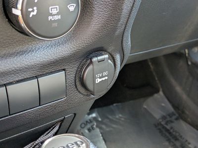 2015 Jeep Wrangler Unlimited — photo 26 view