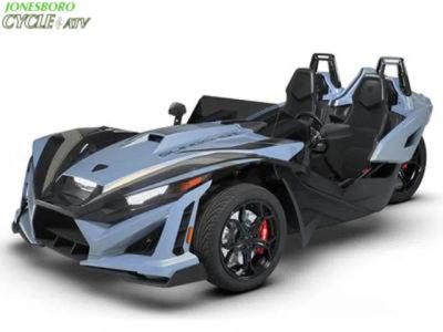 2026 Polaris Slingshot® Signature Edition Manual — front three-quarter view